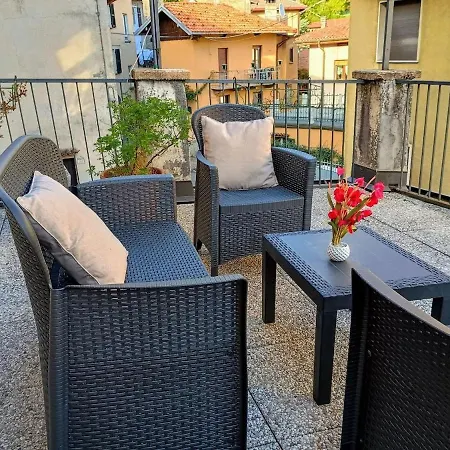 Apartment Romantic Getaway On Brunate